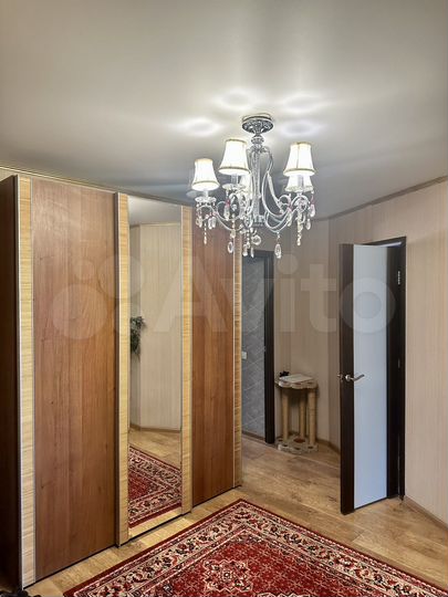 2-к. квартира, 69,8 м², 4/10 эт.