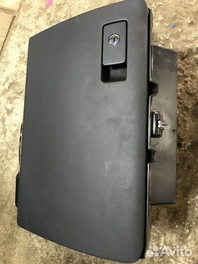 Бардачок Volkswagen Passat B6