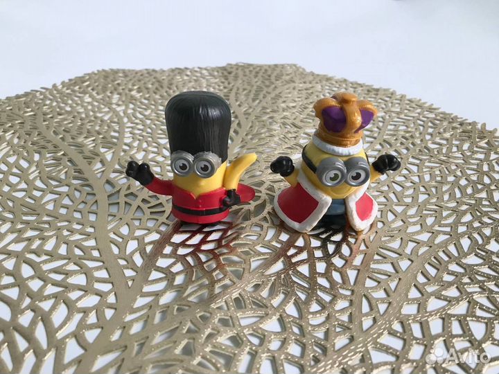 Игрушки из макдональдса миньоны