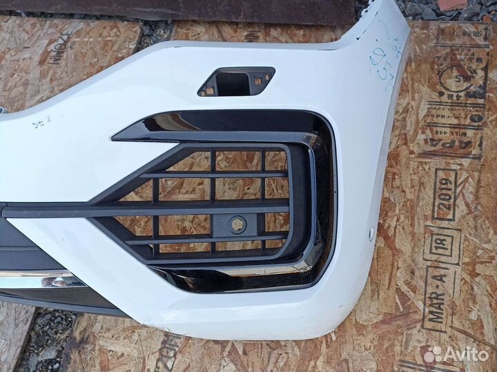 Бампер передний Volkswagen Touareg 3 CR7 2018-Н.В