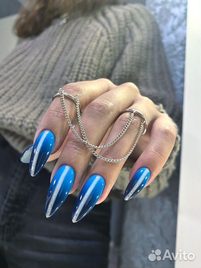 Маникюр и педикюр