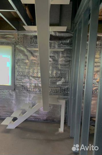 Метлличесакую лестницу Изготовим