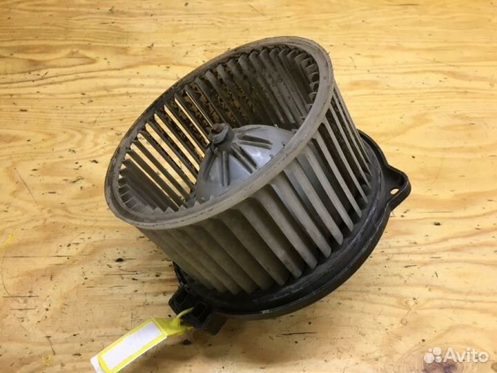 Мотор печки Toyota Nadia SXM10 3SFE 2000