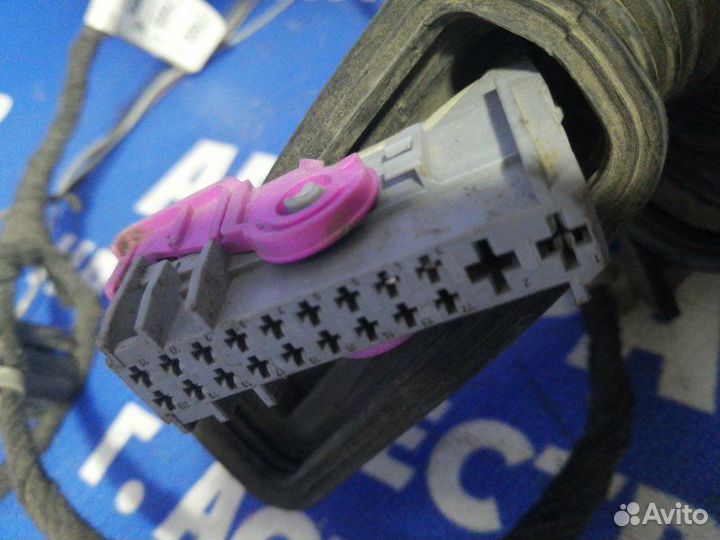 Проводка двери Chevrolet Cruze седан Z18XER 2011