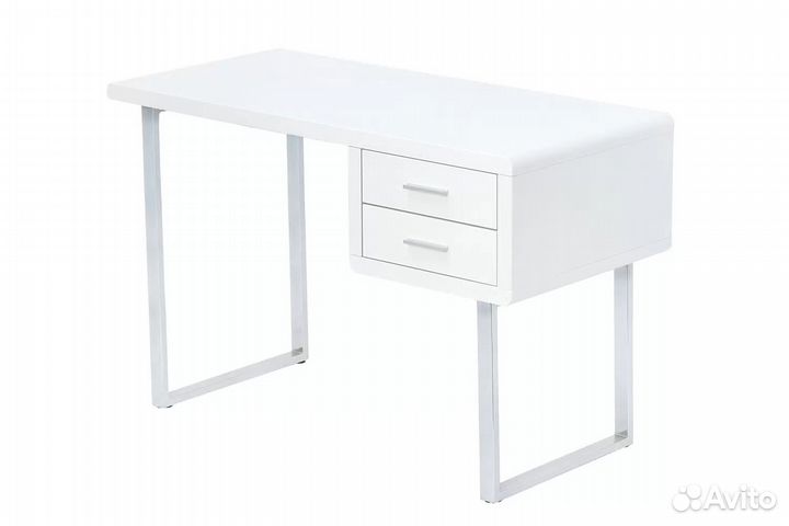 Письменный стол