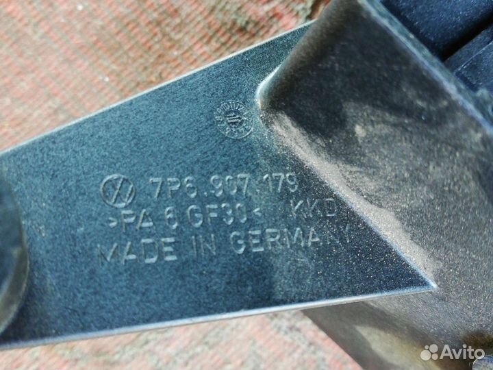 Кронштейн блока двс Фольксваген Туарег нф 2