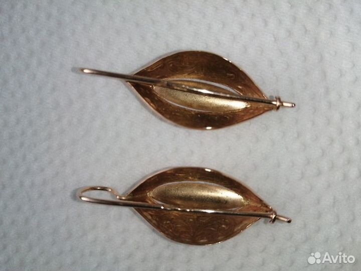 Золотые серьги