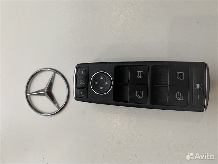 Выключатель стеклоподъемников Мерседес w166