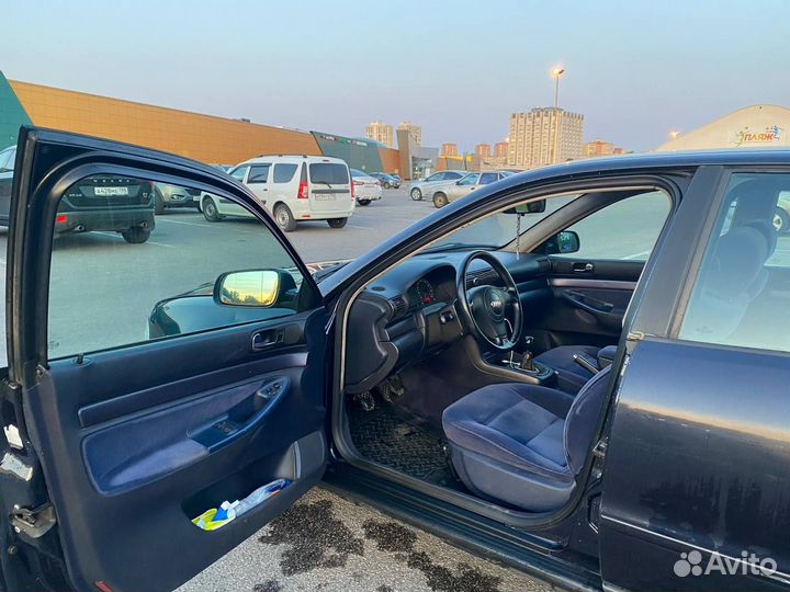 Audi A4 1.6 МТ, 1998, 230 000 км