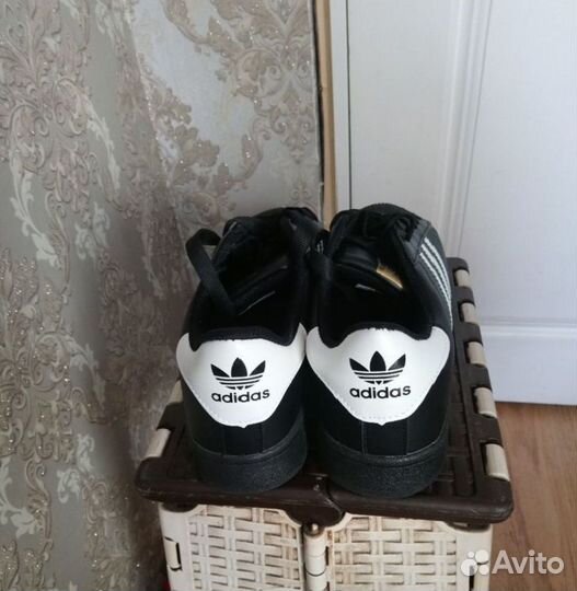 Adidas superstar