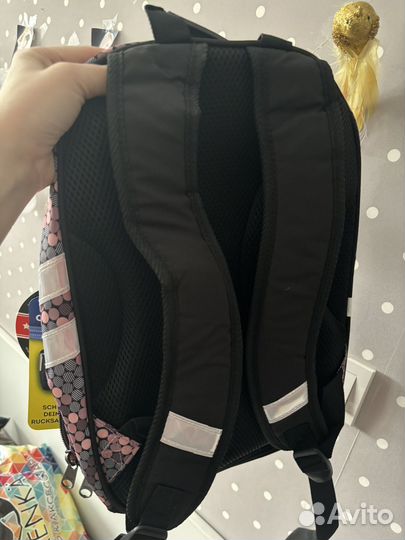 Рюкзак школьный