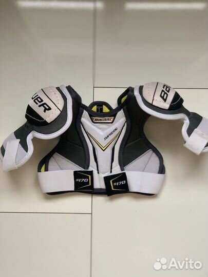 Нагрудник хоккейный bauer