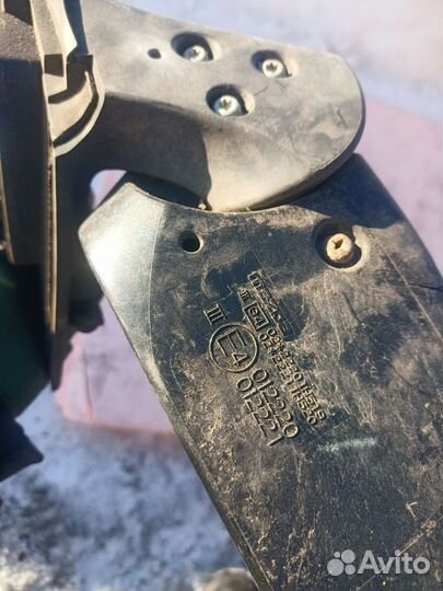 Левое электрическое зеркало Mazda 3 Bk