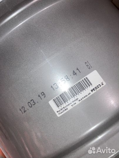 Один оригинальный диск R21 Porsche Cayenne