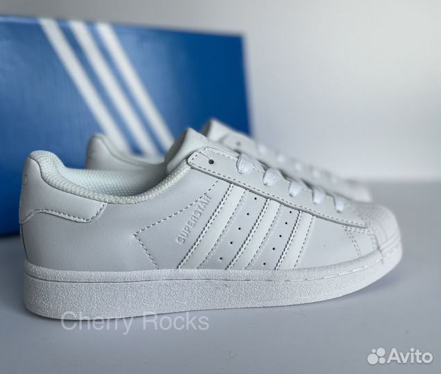 Кроссовки Adidas Superstar