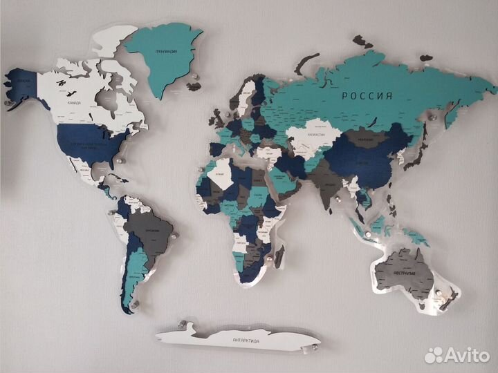 Карта мира из дерева на стену