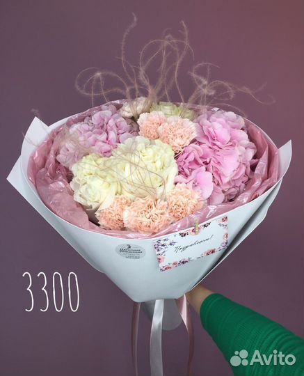 Букет цветов (коробка, цилиндр) гортензия