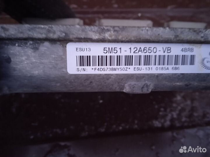 Блок управления двигателем эбу Ford Focus 2 esu13