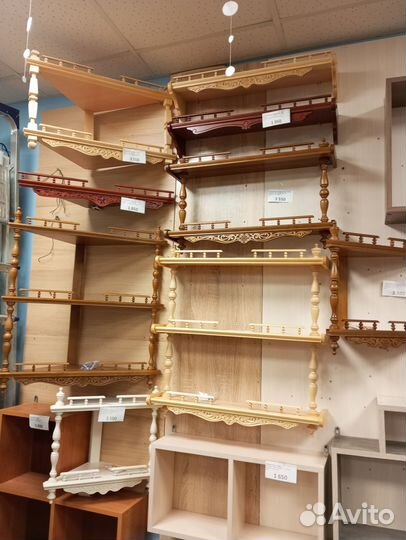 Полка для икон угловая