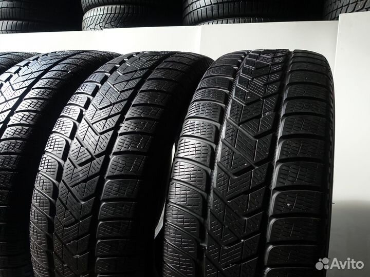 Pirelli Scorpion Winter 275/45 R21