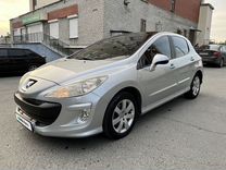 Peugeot 308 1.6 AT, 2010, 242 000 км, с пробегом, цена 580 000 руб.