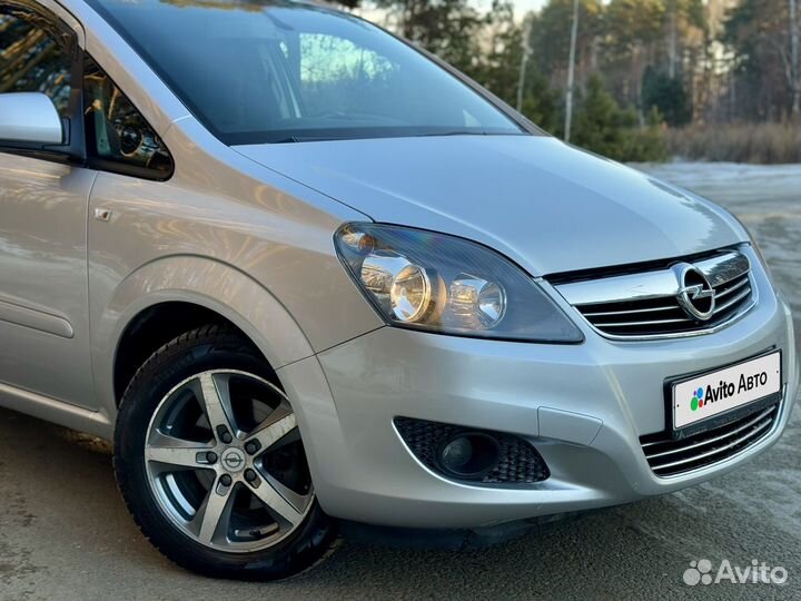 Opel Zafira 1.8 МТ, 2014, 152 000 км