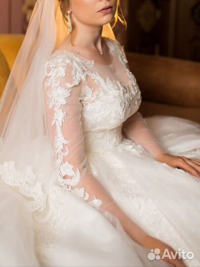 Свадебное платье