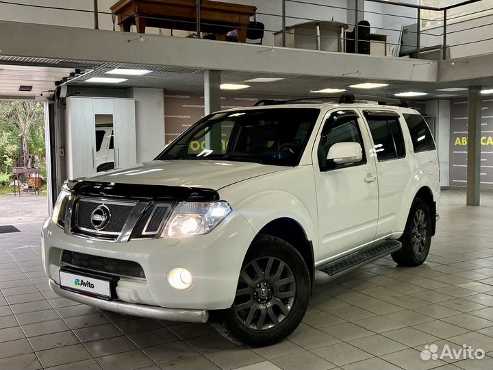 Nissan Pathfinder, 2012