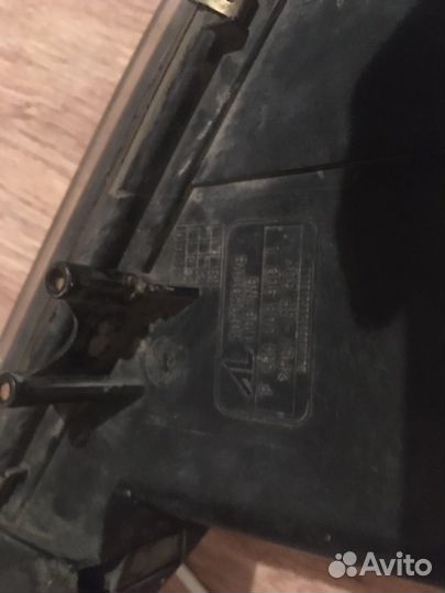 Фара передняя левая