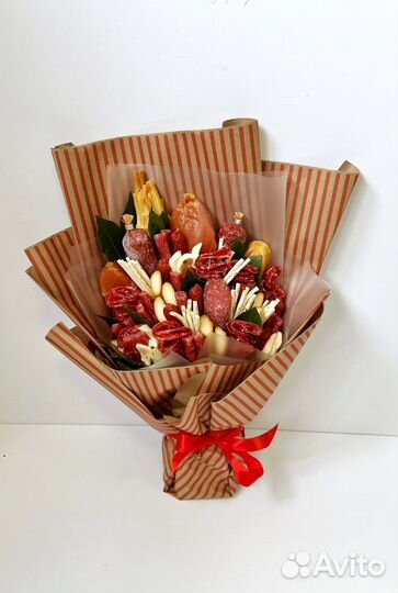 Съедобный мужской букет колбасный