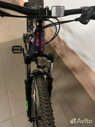 Велосипед gt