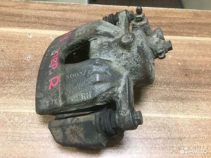 Суппорт тормозной передний правый VW Polo RUS