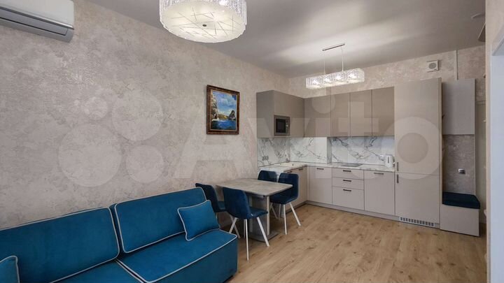 2-к. квартира, 43 м², 2/8 эт.