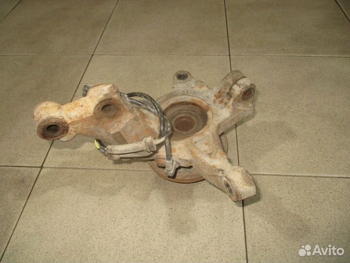 Кулак поворотный передний левый Renault Logan II