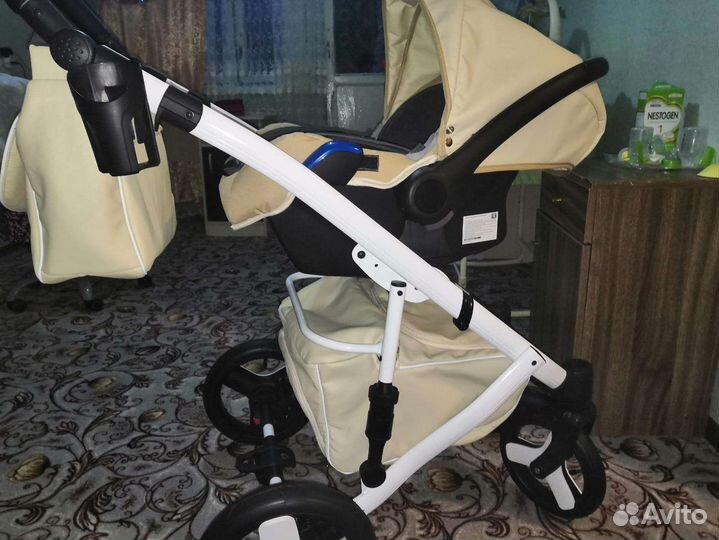 Коляска camarelo 3 в 1