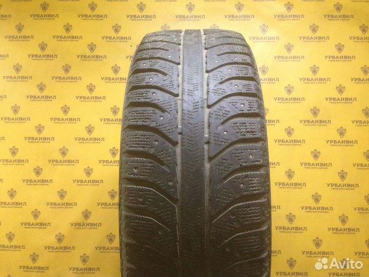 Bridgestone Ice Cruiser 7000 215/60 R17 96H