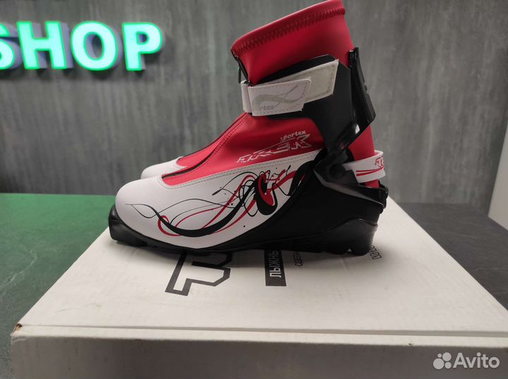 Лыжные ботинки trek Vortex SNS