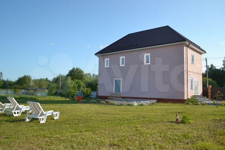 Коттедж 330 м² на участке 14 сот.