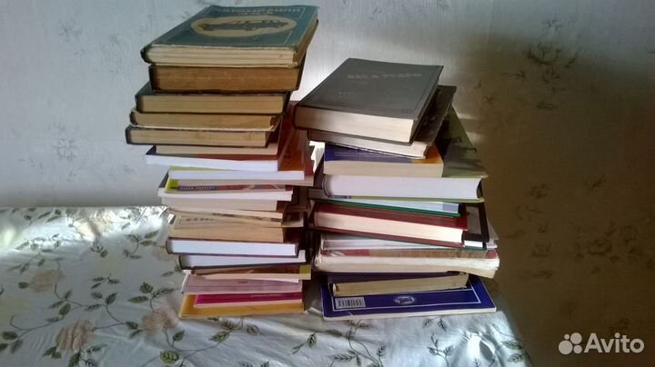 Много разных книг