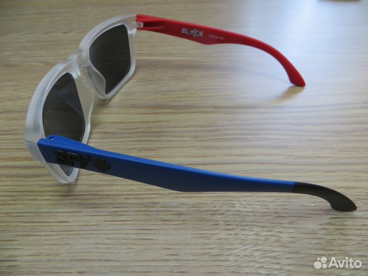 SPY очки/ красно-синяя дуга