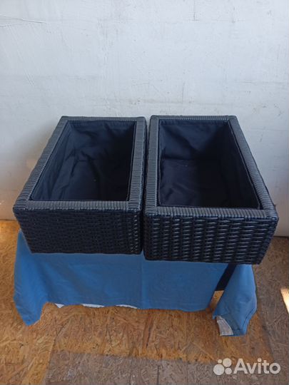 Корзина (ящик) из ротанга