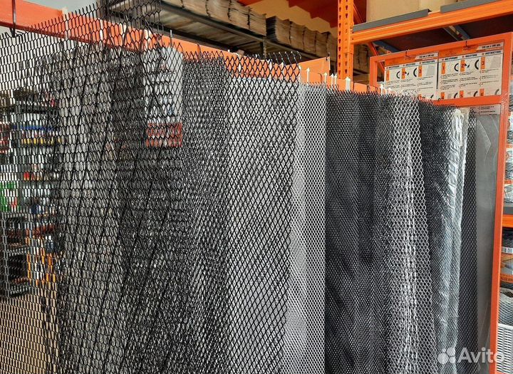 Сетка решетки радиатора