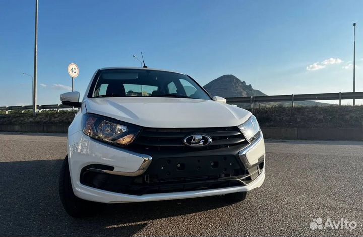 Аренда автомобиля LADA Granta / Прокат авто
