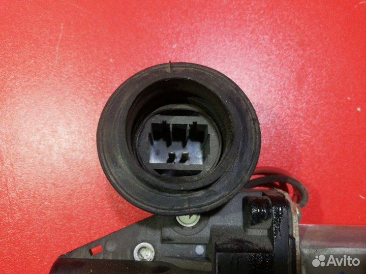 Стеклоподъемник передний правый Lifan X50 W215