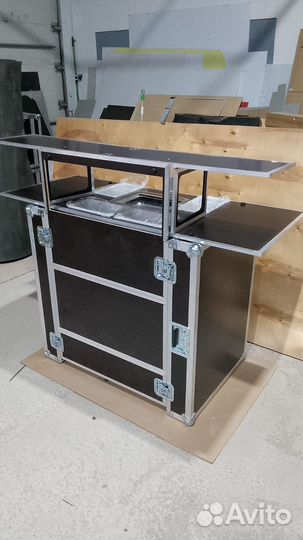 Барная стойка мобильная