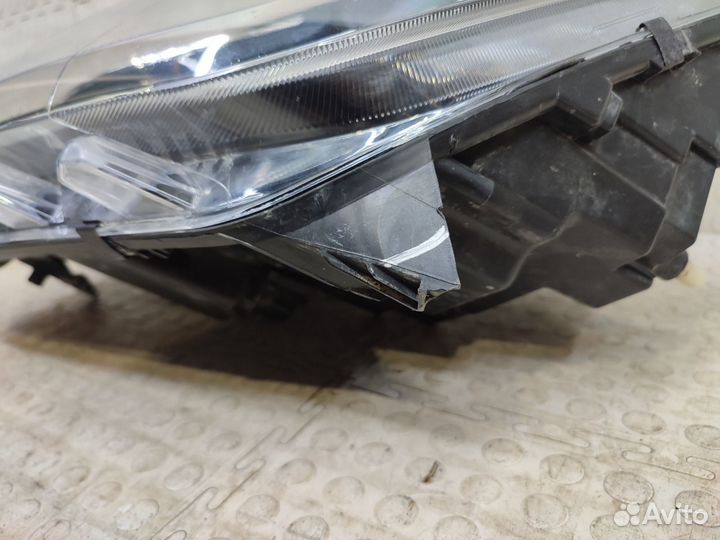 Фара левая Renault Duster 2020