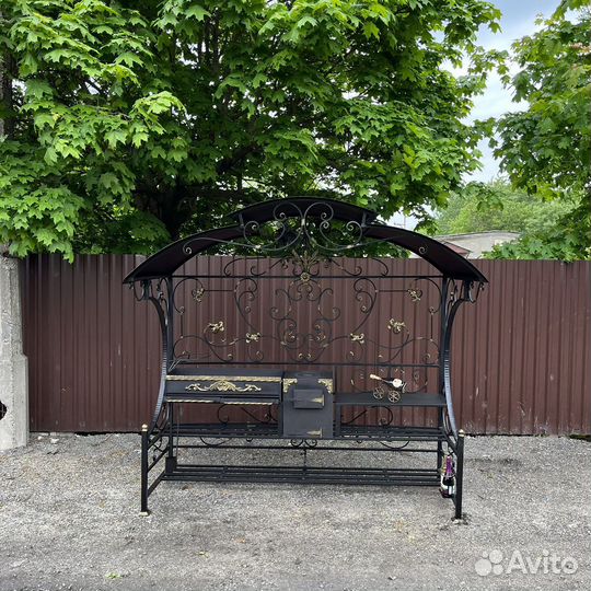 Мангал с печью под казан и крышей