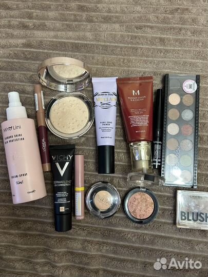 Набор косметики пакетом