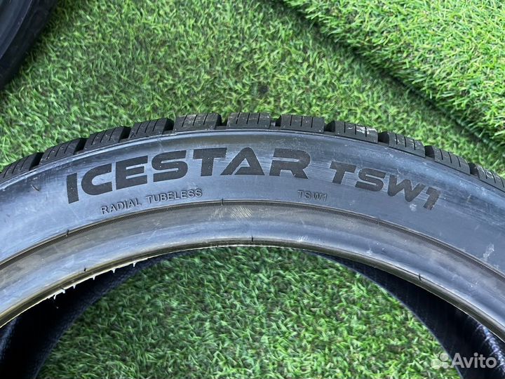 Tourador Ice Star TSW1 245/40 R20 и 275/35 R20