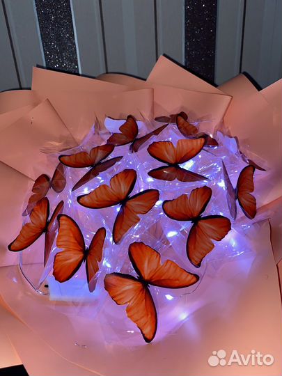 Букеты из светящихся бабочек
